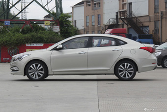 2016款名图1.8L自动GLS智能型