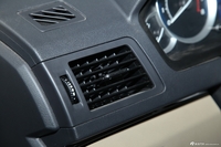 2012款北京汽车E系列1.3L乐尚手动版两厢