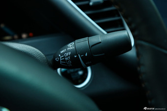 2015款纳5 1.8T自动智慧型