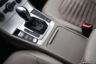 2015款迈腾2.0TSI尊贵型