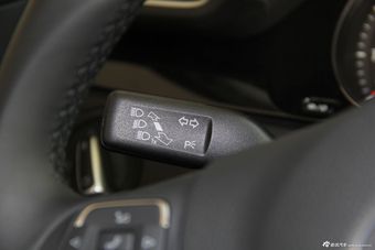 2012款迈腾1.4TSI豪华型