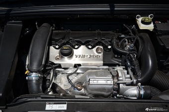 2014款DS6 1.6T豪华版THP200