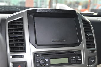 2012款奥轩G5 2.4L手动精英版两驱