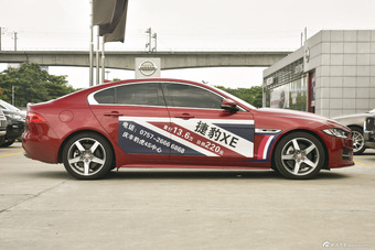 2015款捷豹XE R-SPORT 2.0T自动i4 Ti (240PS)
