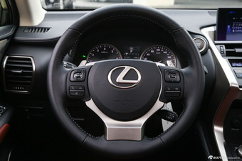 2015款雷克萨斯NX 2.0T自动200t全驱锋尚版