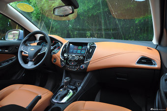 2015款科鲁兹1.4T自动旗舰版