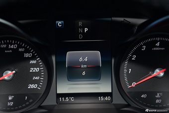 2016款奔驰GLC300 2.0T自动4MATIC豪华型