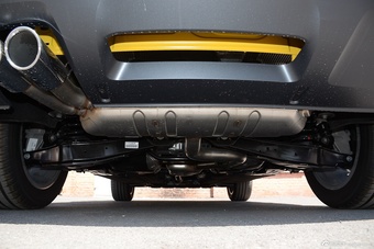 2016款奥迪Q3 2.0T自动quattro全时四驱35TFSI风尚型