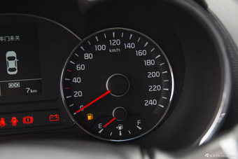 2015款起亚K3 1.6L自动GL