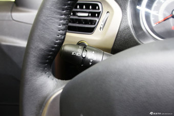 2013款标致301 1.6L自动尊贵版到店实拍