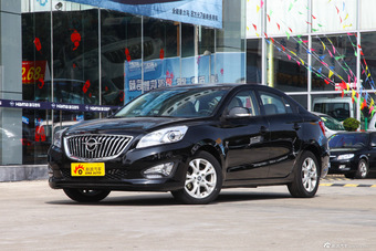 2015款海马福美来1.6L自动品尚型