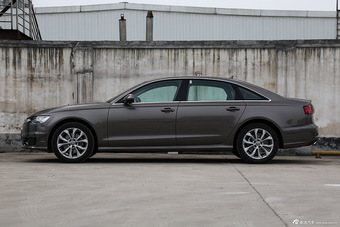 2016款奥迪A6L 1.8T自动TFSI运动型