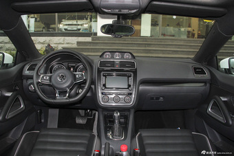 2015款尚酷2.0T自动豪华版图片