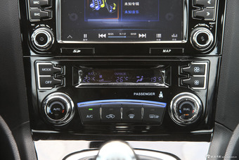 2015款哈弗H6升级版1.5T手动两驱尊贵型