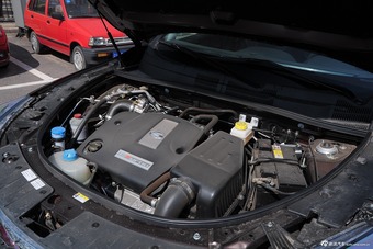 2015款传祺GS5速博1.8T自动四驱豪华导航版