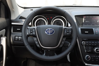 2015款奔腾X80 1.8T自动豪华型