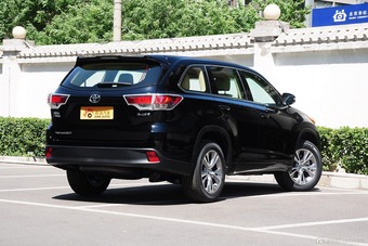 2015款汉兰达2.0T自动两驱精英版7座