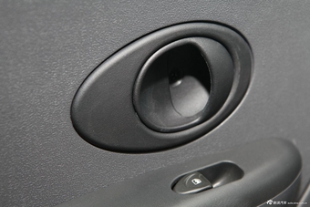 2012款乐驰1.0 P-TEC手动优越型