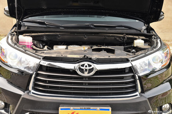 2015款汉兰达2.0T自动四驱豪华版7座