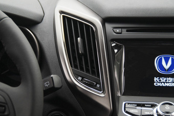 2016款CS75 1.8T 自动尊贵版国4