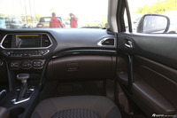 2015款传祺GS4 1.3T自动200T G-DCT精英版