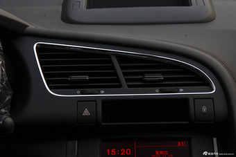 2015款东风标致3008 2.0L自动经典型