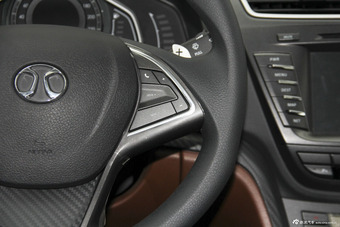 2015款绅宝CC 1.8T自动精英版