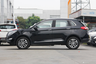 2015款绅宝X65 2.0T手动豪华型