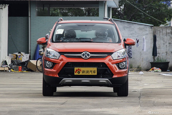 2015款北汽绅宝X25 1.5L手动精英型