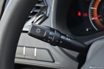 2016款比亚迪F3 1.5L手动豪华型