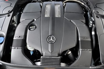 2014款奔驰S400L尊贵型