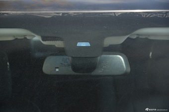 2016款捷豹XJL 2.0T自动两驱典雅商务版