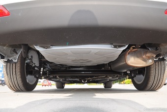 2015款吉利新帝豪三厢1.3T CVT向上版