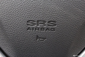 2015款东风风神L60 1.6L 手动新享型