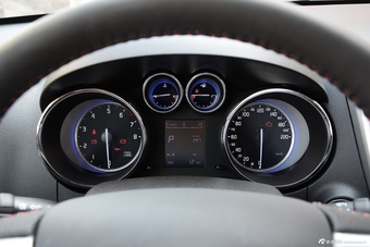 2016款CS35 1.6L自动尊贵型国V