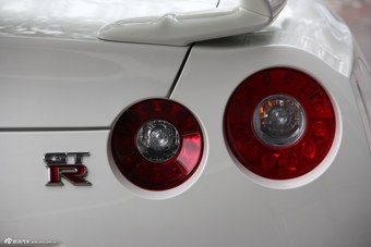 2014款日产GT-R