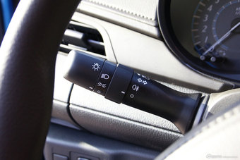 广丰YARiS L 致炫1.3L自动魅动版