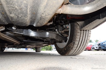 2017款阿特兹2.0L自动蓝天豪华版