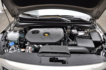 2013款名图1.8GLS自动智能型丝绸金