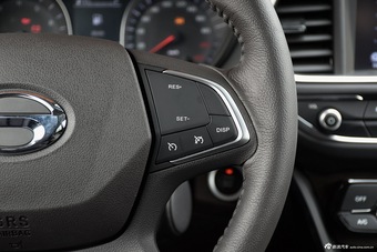 2016款传祺GS4 1.5T自动豪华版235T G-DCT