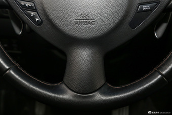 2013款英菲尼迪QX70 3.7L标准版