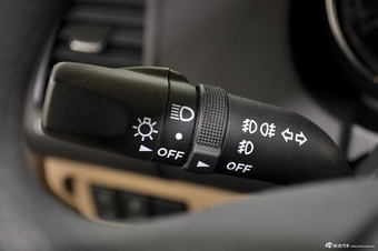 2013款奔腾B50 1.6L手动舒适型