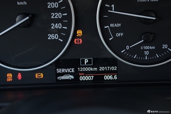 2016款宝马3系 1.6T自动316Li时尚型