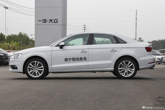 2015款奥迪A3 Limousine 1.8T自动40TFSI舒适型