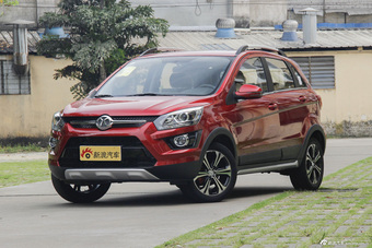 2015款北汽绅宝X25 1.5L手动精英型