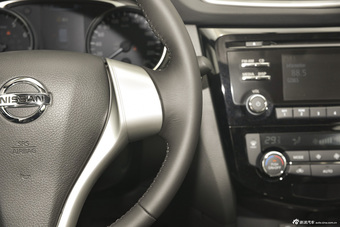 2014款奇骏2.5L自动XL ITS四驱豪华版