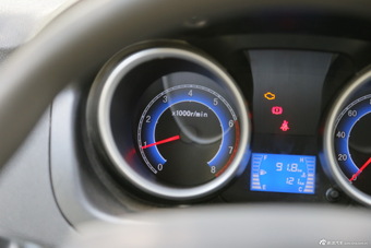 2013款睿行1.5L手动经典型