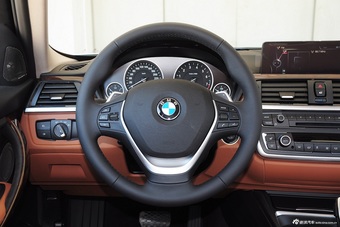 2015款宝马3系328LI豪华设计套装