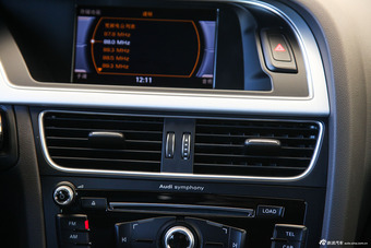 2016款改款奥迪A5 2.0T自动cabriolet 45TFSI进取型
