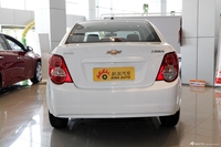 2013款爱唯欧三厢1.4SL自动时尚天窗版